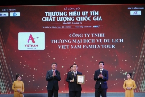 vietnam family tour nhan giai thuong lon thu hai trong nam 2023 top 10   thuong hieu uy tin chat luong quoc gia