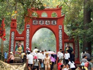dip gio to hung vuong va le 30 4 1 5  cong chuc vien chuc nghi 8 ngay chia se