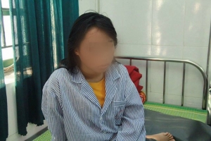 vu nu sinh bi lot do danh hoi dong  im lang vi ap luc thanh tich
