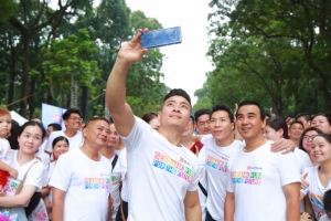 nhung du am dep tu mot giai chay cong dong
