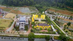 ha noi kiem diem hang loat can bo lien quan vu  xe thit  rung soc son