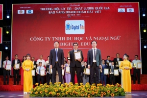 cong ty tnhh du hoc va ngoai ngu digital edu da vinh du nhan danh hieu  top 10 thuong hieu uy tin chat luong quoc gia 2024