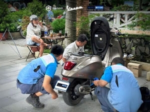 nhi motors mo rong dich vu hau mai voi cuu ho va bao duong vespa luu dong