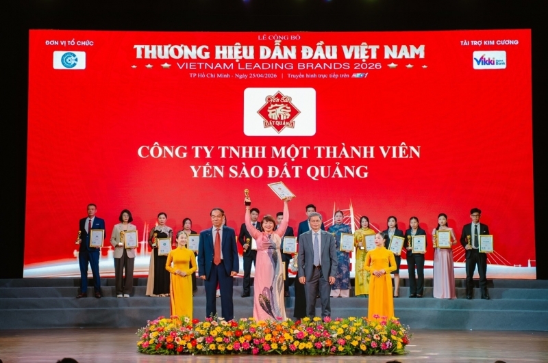 cong ty tnhh mot thanh vien yen sao dat quang   vinh du don nhan giai thuong  huy chuong vang   san pham dich vu chat luong vi nguoi tieu dung