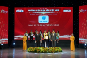 dnu group tu hao ghi danh vao top 10  thuong hieu dan dau viet nam nam 2025