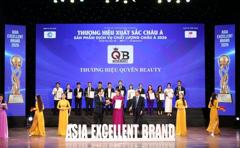 tu ganh banh via he den giac mo mang ten thuong hieu quyen beauty  hanh trinh vuot dinh kien cua nu doanh nhan tran thi quyen