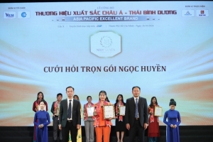 cuoi hoi tron goi ngoc huyen dich vu tron goi ky niem tron doi