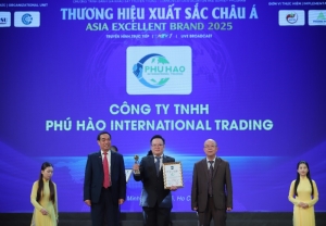 cong ty tnhh phu hao international trading   vinh du nhan giai thuong top 10 thuong hieu xuat sac chau a 2025 tai le cong bo thuong hieu xuat sac chau a 2025