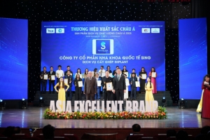 nha khoa sing nhan huy chuong vang dich vu chat luong chau a 2025 cho dich vu cay ghep implant